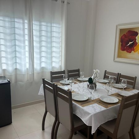 Casas Para Locacao Em 봄비나스 외부 사진