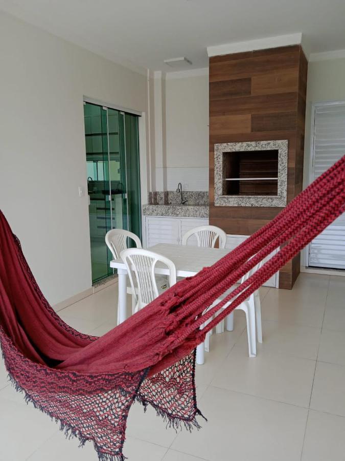 Casas Para Locacao Em 봄비나스 외부 사진