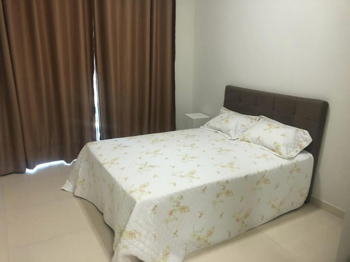 Casas Para Locacao Em 봄비나스 외부 사진