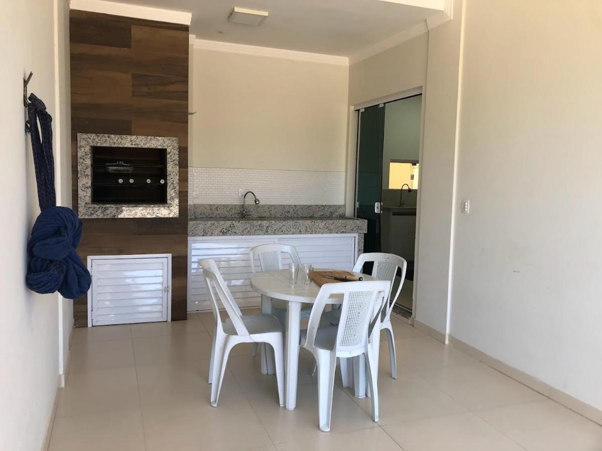 Casas Para Locacao Em 봄비나스 외부 사진