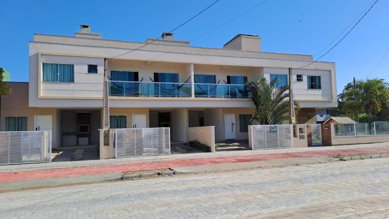 Casas Para Locacao Em 봄비나스 외부 사진
